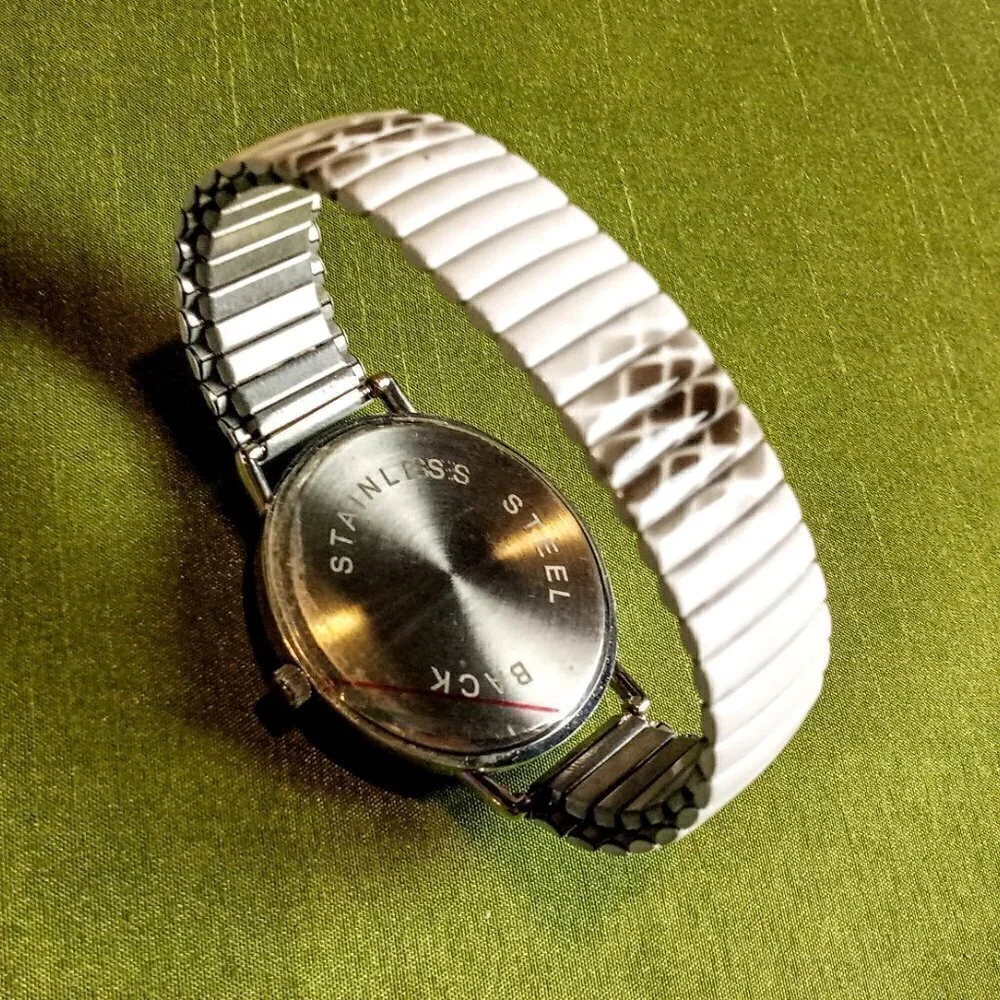 Rare Vintage Geneva Chinese Mother of Pearl White Stretch Watch